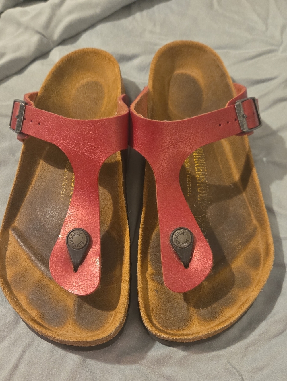 Birkenstock Gizeh Size 38  Sandal Red